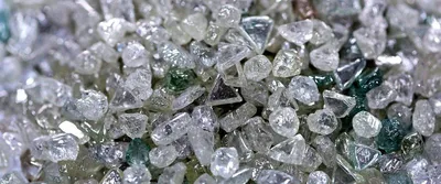 В Архангельской области нашли самый большой алмаз с начала года -  Российская газета