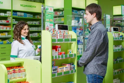 По ту сторону витрины с лекарствами. Как устроена аптека изнутри |  Minsknews.by | Дзен