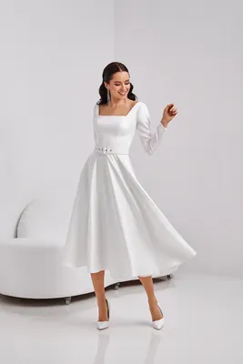 Короткое лаконичное белое платье Nolla Sterna | Купить свадебное платье в  салоне Валенсия (Москва)