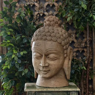 Статуя Будды в Гонконге