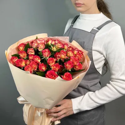 Красивый букет из 45 роз pink floyd по цене 15276 руб. заказать с доставкой  по Москве - свежие цветы от интернет-магазина \"Во имя розы\"
