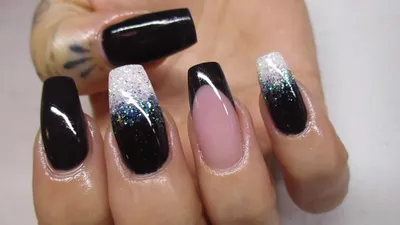 Черно-белый маникюр: 50 фото, 5 горячих трендов | Pretty nails, Best nail  art designs, Line nail designs