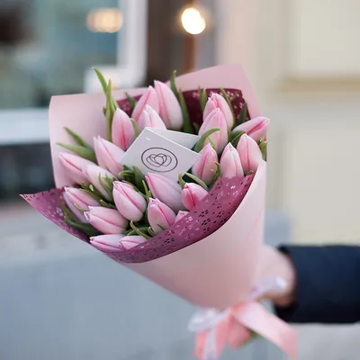 Что подарить коллегам на 8 Марта: советы опытных флористов | Блог Семицветик