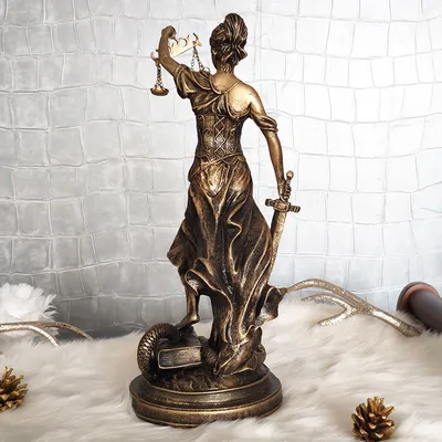 Фемида богиня правосудия, вершит …» — создано в Шедевруме