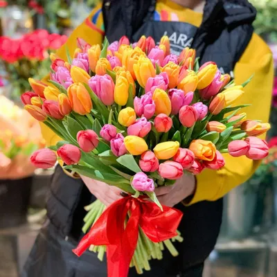 Букет на 8 марта - 31 шт. за 10 490 руб. | Бесплатная доставка цветов по  Москве