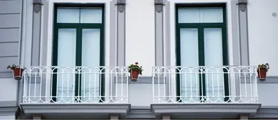 Французский балкон – плюсы и минусы для Вашего дома