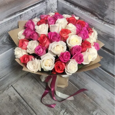 Купить Сборный букет «Катрин» с доставкой в Курске, каталог Яркие букеты  цветов - «MarnaFlowers».