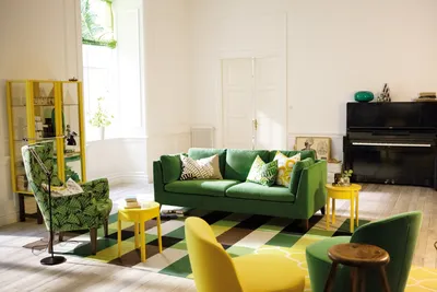 Зеленый диван в интерьере: какой оттенок выбрать