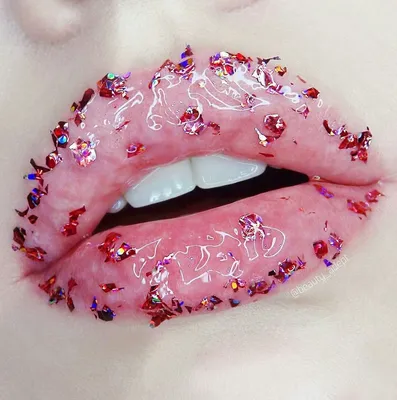 Самые красивые губы! В чём секрет? | Zdorovieinfo.ru | Дзен