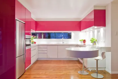 Яркие цвета кухни