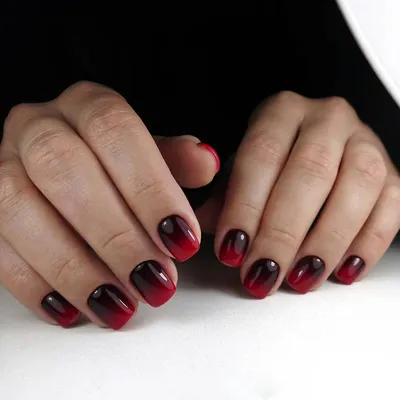 Nails_ annaperfect - Яркий маникюр 💅 - для яркой женщины 🤩🤘 В работе  выполнено: 🛠️Аппаратный маникюр ⚒️Укрепление ногтей гелем  #komilfogelpremium 💅Покрытие гель лаком #molekula24 #oxxi56 🎨 Дизайн от  руки \"Геометрия\" #маникюрвиноградарь ...