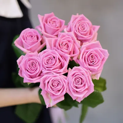 Ярко-розовые кустовые розы \"Лиана\" 60 см шт. заказать с доставкой в  Краснодаре