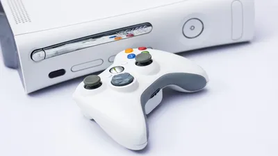 Iconic Xbox 360 controller returns in 2023, thanks to Hyperkin