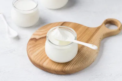 Десерт с йогуртом и желатином: простой рецепт от Евгения Клопотенко