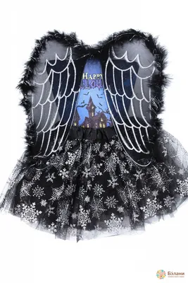 Векторная Иллюстрация Силуэта Черного Ангела Стоящего Коленях Блестящей  Поверхности Векторное изображение ©DesignPicsInc 661633416