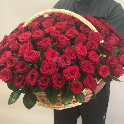 Корзина «Миллион алых роз» - 15 690 руб, купить в Воронеже в магазине  «Цветы Экспресс»