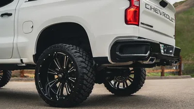 Fuel Maverick 24x12 -44 Black | D53824207047 | Fitment Industries