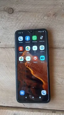 Мобильный телефон YEEMI Q888, черный - купить по выгодной цене в  интернет-магазине OZON (1071130594)