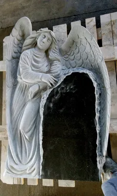 Скульптура Ангел с крестом - купить в интернет-магазине.