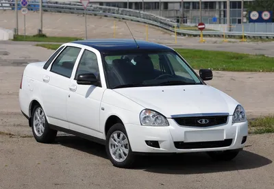 Lada Priora Black и White Edition уже поступают к дилерам - КОЛЕСА.ру –  автомобильный журнал