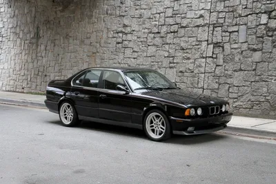 1991 BMW M5 | Farland Classic Restoration