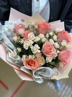 Букет из 35 белых роз Premium 40 см - купить в Москве по цене 4790 р -  Magic Flower