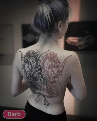 Татуировки для девушек на спине: идеи и советы - fotovam.ru