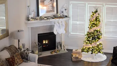 ▷ Идеи рождественского украшения комнаты с BonaDi в красно-золотом цвете -  Ищи вдохновение в АРС для Рождественского декорирования дома и квартиры