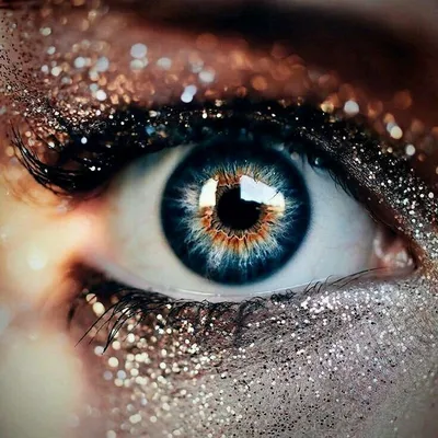 синий глаз на аватарку | Синий фон, Глаза, Синий