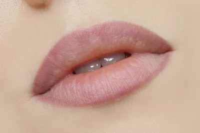 Красивые губы - увлажненные губы | Отзывы покупателей | Косметиста