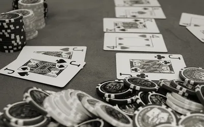 Обои на рабочий стол Столик в казино, карты, фишки, покер, обои для рабочего  стола, скачать обои, обои бесплатно