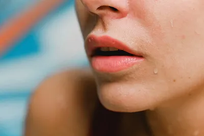 Новые оттенки блесков от Catrice - Volumizing lip booster | Отзывы  покупателей | Косметиста