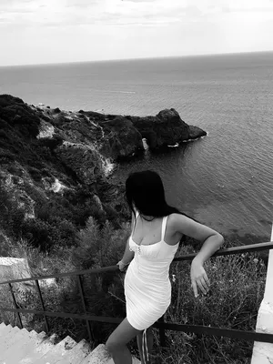 Крым и точка | ✓Скрытые кадры 📸ищем красивых девушек в чёрном море 👙🌅  #девушкивбикини #черноеморе #пляж #пляжныйсезон #красивыекадры  #красивыедевушкимира #crimea #юмор #отдыхвкрыму | Дзен