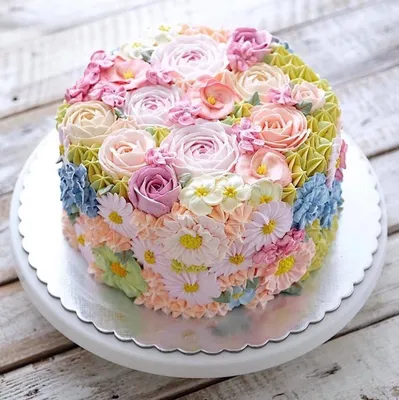 Комплект красивых тортов для дней рождения, свадеб, годовщин Иллюстрация  штока - иллюстрации насчитывающей десерт, шарж: 79666376