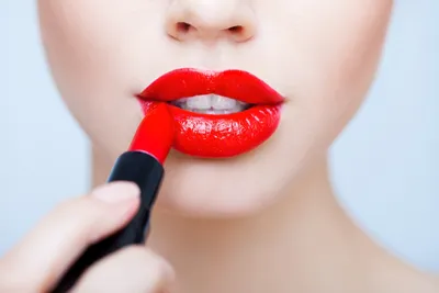 💥💄 𝐓𝐚𝐭𝐢𝐚𝐧𝐚 𝐙𝐨𝐥𝐨𝐭𝐚𝐬𝐡𝐤𝐨 💄💥 on Instagram: “😱КОМУ НЕЛЬЗЯ КРАСНЫЕ  ГУБЫ😱 Но для нача… | Выходной макияж, Красная помада макияж, Макияж красные  губы