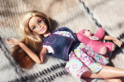 Кукла Barbie GRB94 Fashionistas Кукла барби на коляске купить в Москве |  Доставка по России.