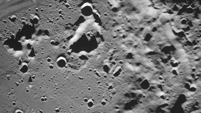 Луна-25\" сделала первый снимок обратной стороны Луны - РИА Новости,  17.08.2023