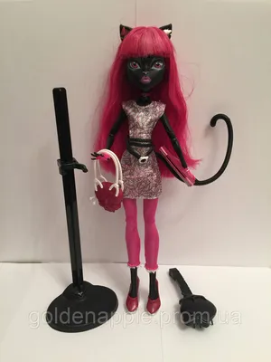 Кетти Нуар - кукла из серии Пятница 13 (Catty Noir Doll) / Монстр Хай