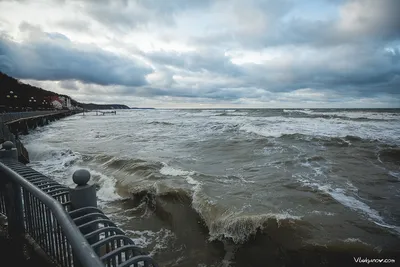 В Черном море бушует сильный шторм (фоторепортаж) - Новости Одессы -  odessa.online (19.11.2023)