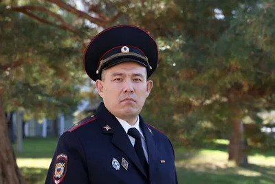 Двух крымских полицейских наградили медалями МВД России «За смелость во имя  спасения»