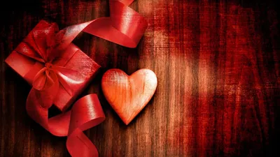 Скачать обои Открытка, 14 февраля, день святого Валентина, сердце,  коробочка в виде сердца на рабочий стол из раздела картинок День Святого  Валентина