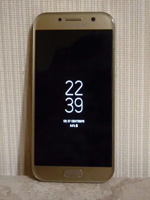 Смартфон Samsung Galaxy Z Flip Black (SM-F700F/DS) купить недорого в  Минске, цены – Shop.by
