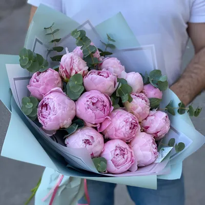 5 пионов микс белых и розовых - Доставкой цветов в Москве! 118191 товаров!  Цены от 487 руб. Цветы Тут
