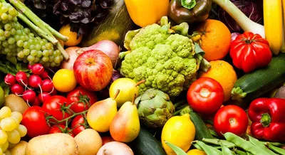 Ученые определили ежедневную норму овощей и фруктов - РИА Новости,  09.04.2021