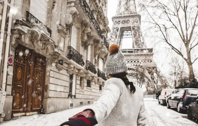 Вид Sacre-Coeur Монмартр Париж дня снега зимой Стоковое Изображение -  изображение насчитывающей съемка, собор: 166470203