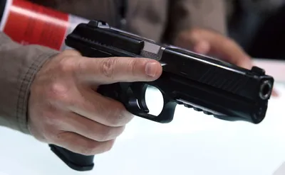 Конструктор Wood Trick Набор пистолетов с мишенями купить по цене 2990 ₽ в  интернет-магазине Детский мир