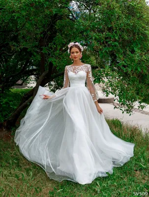 Свадебное платье кружевное в Москве Кэнди - Примерка в салоне Диадема