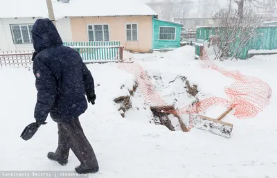 Хроники занесенной снегом Воркуты: топ фото сугробов, которые парализовали  город - KP.RU