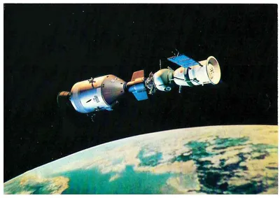 Космонавт в открытом космосе » ImagesBase - Обои для рабочего стола