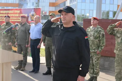 Командир взвода оперативной роты ОМОН в Бресте В. Пашкевич в дни протестов:  Вы хотите, чтобы я сдал свою страну?